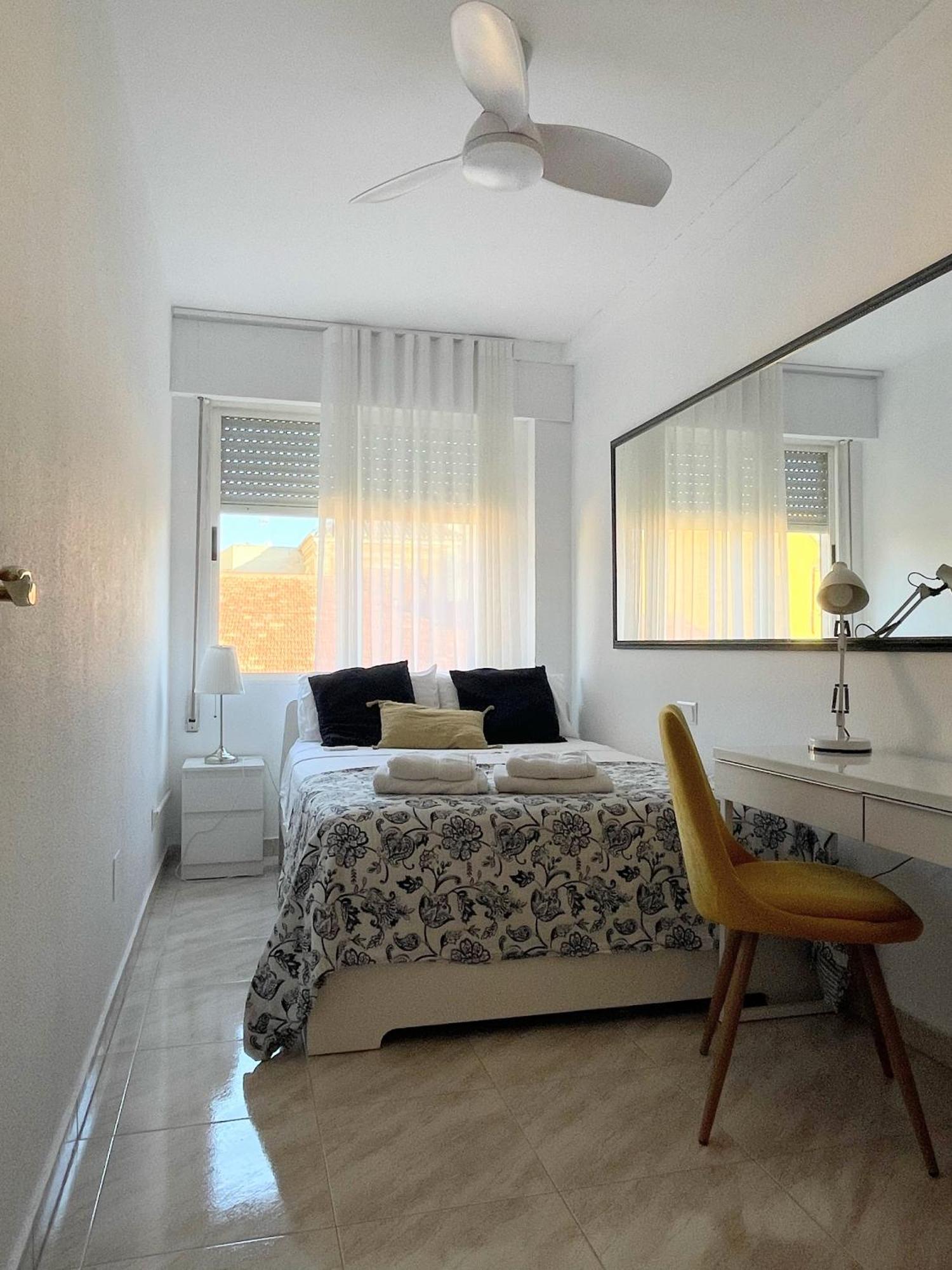 Centrico Apartamento Vara De Rey มูร์เซีย ภายนอก รูปภาพ